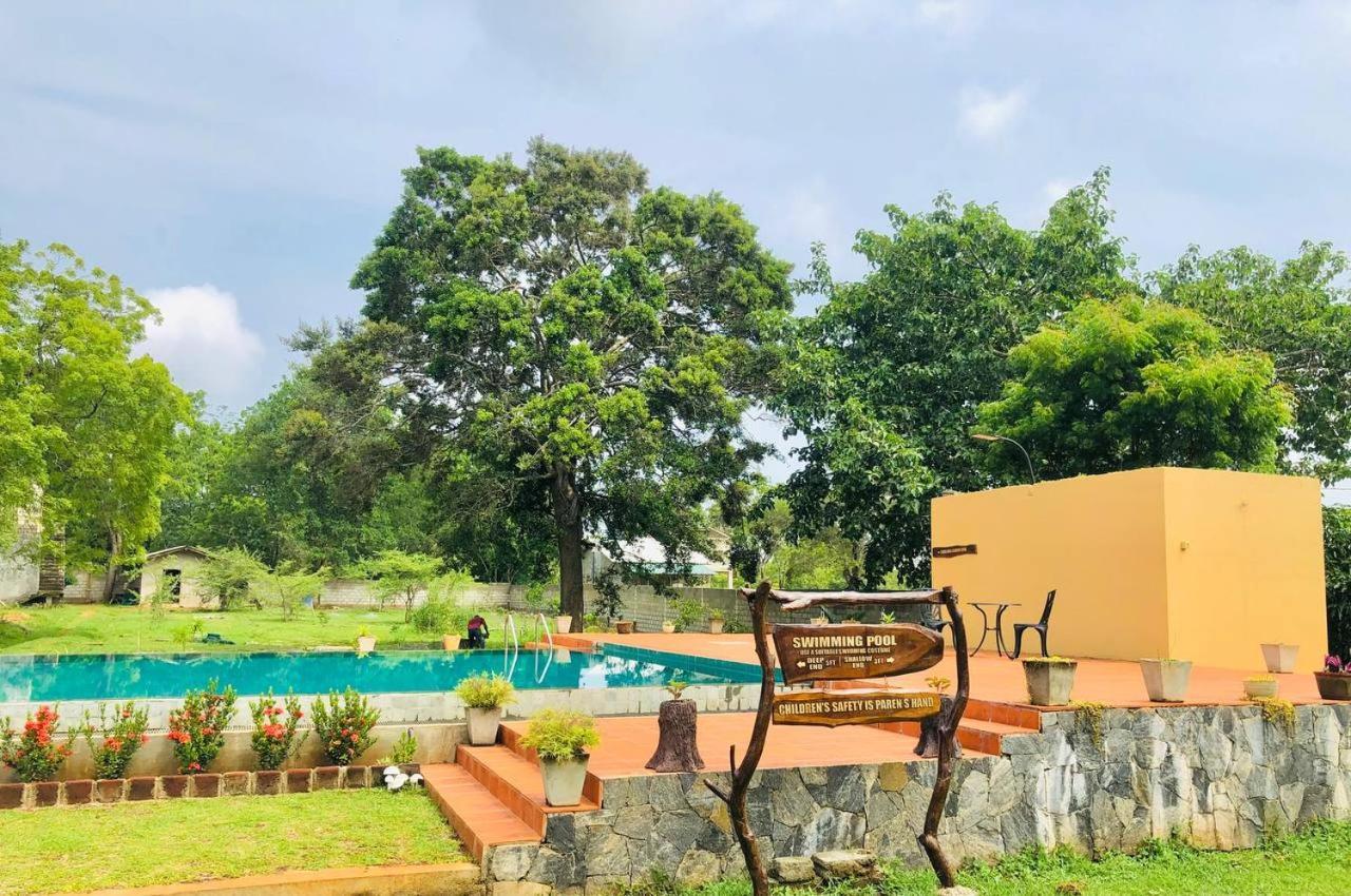 Lolu Village Resort Anuradhapura Exterior foto