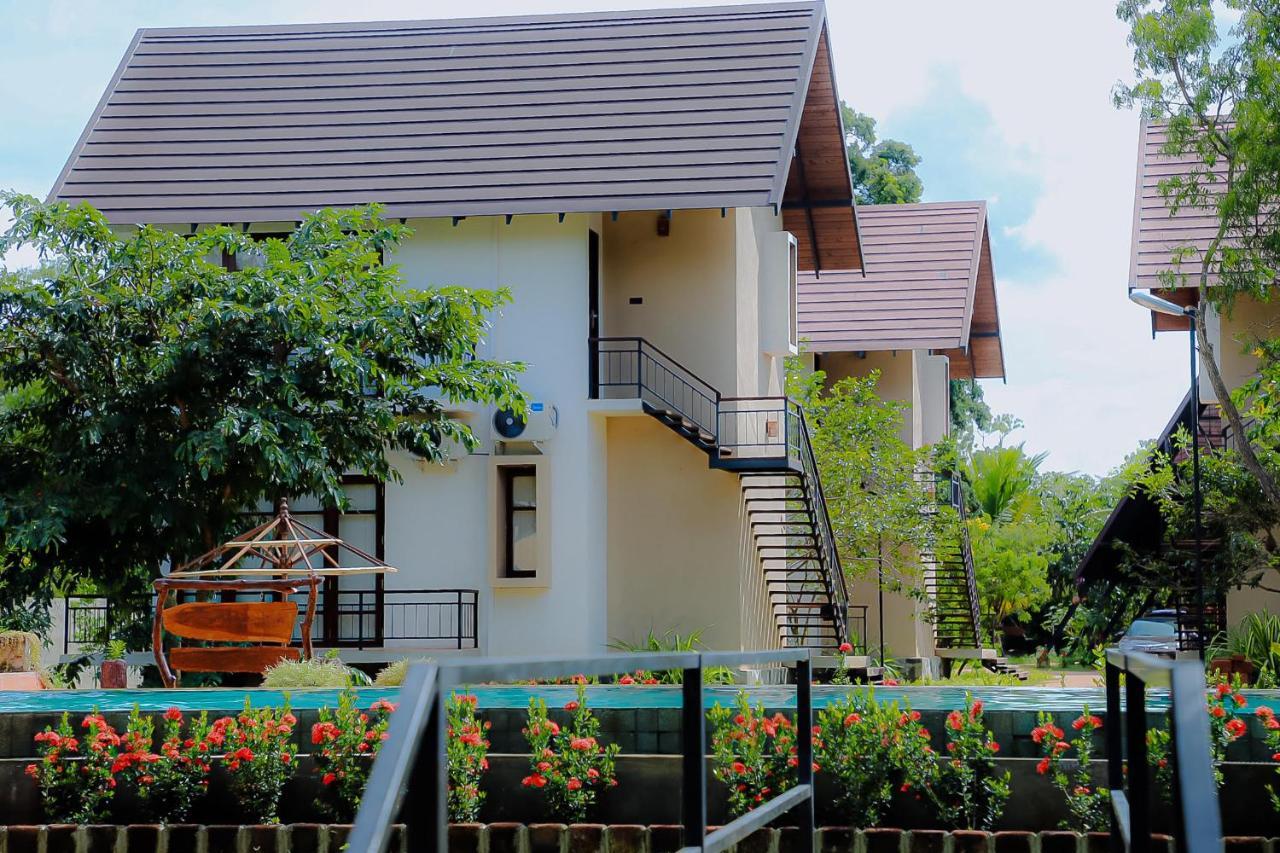 Lolu Village Resort Anuradhapura Exterior foto